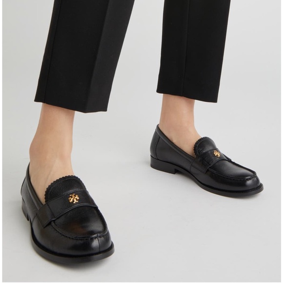 Tory Burch Shoes - Tory Burch Classic Loafer
